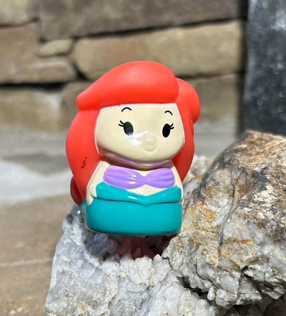Little Mermaid Ariel Finger Puppet Disney Bath toy